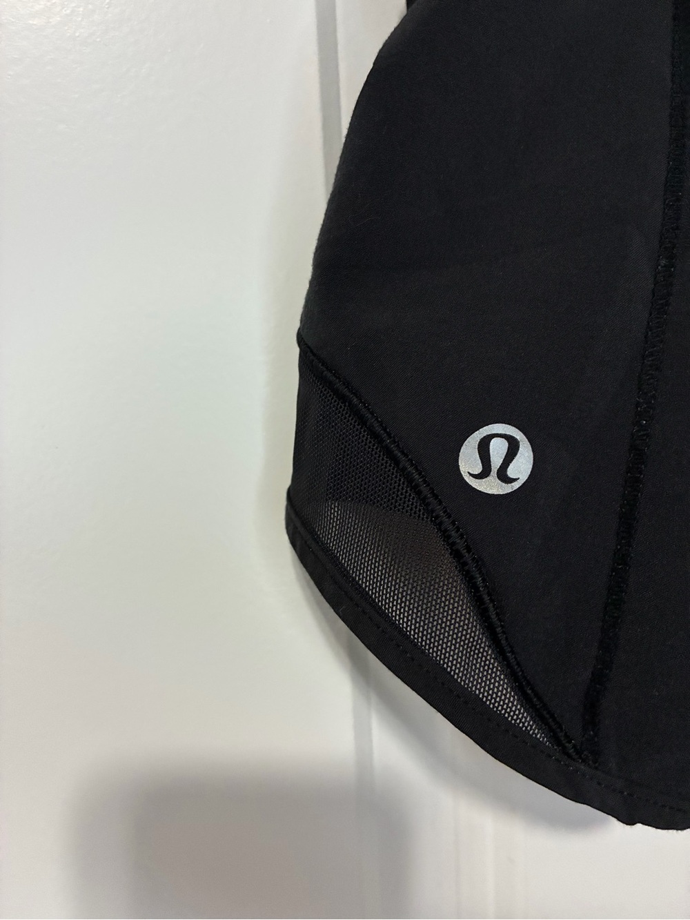 Lululemon Hotty Hot Shorts 2” - Picture 4 of 4